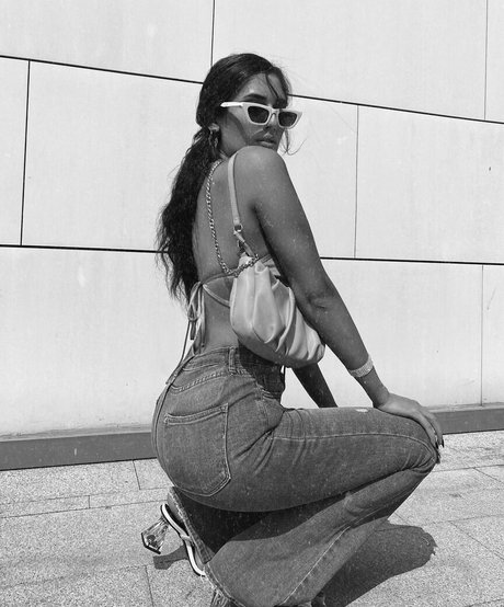 Kardelen Toprak high quality model pic