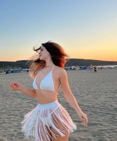 baharkayaar star sexy galleries