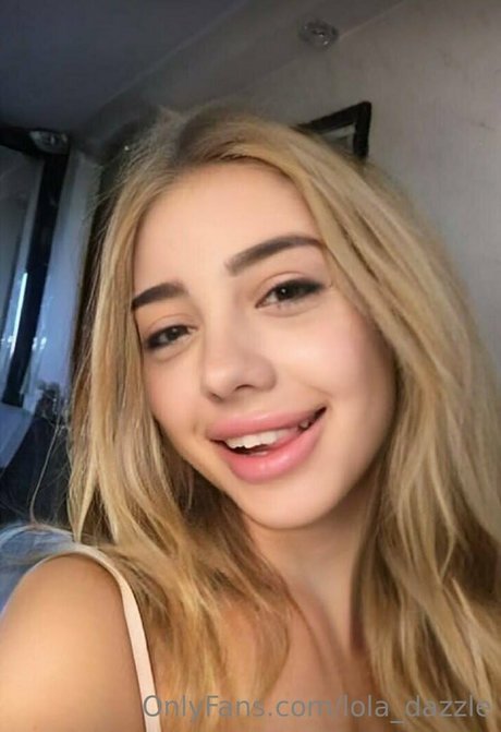 lola dazzle sexy pornstar pics