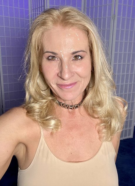 naughtyjojo1 sex star img