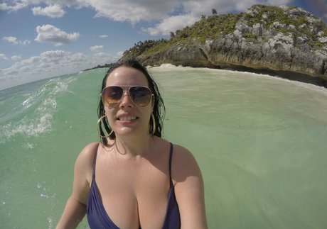 Kinsey Osborn model porn photos