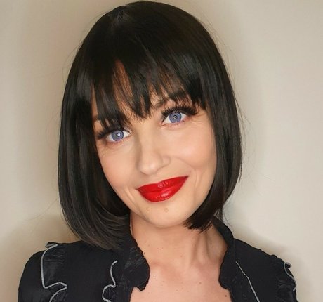 Lisa Bukawski naked model picture