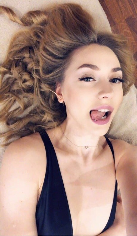 classylola model nudes pictures