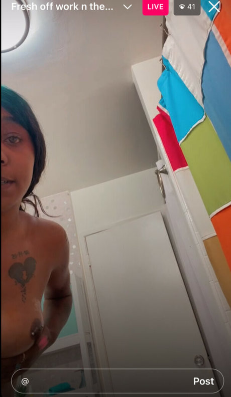 confidentjai__ pornographic model photo