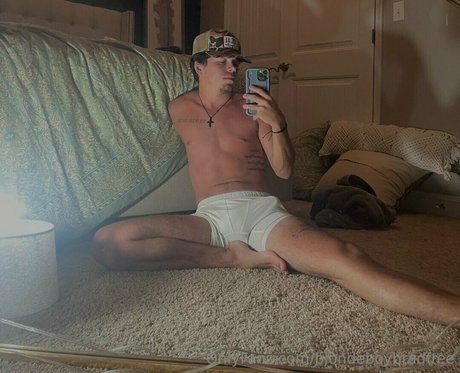 blondeboybradfree hot actress image