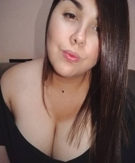 Bianca Novaes xxx actress photo