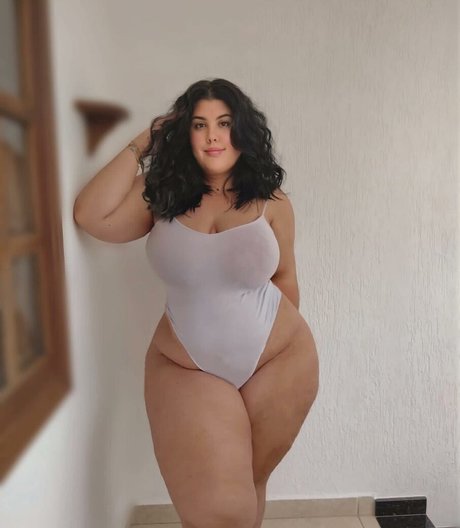 Bianca Novaes nice actress picture