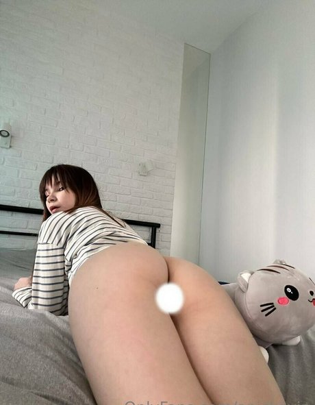 anickavip pornographic actress pic