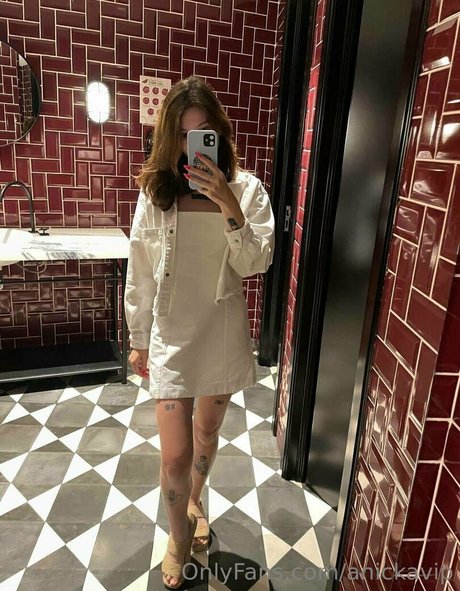 anickavip actress pictures