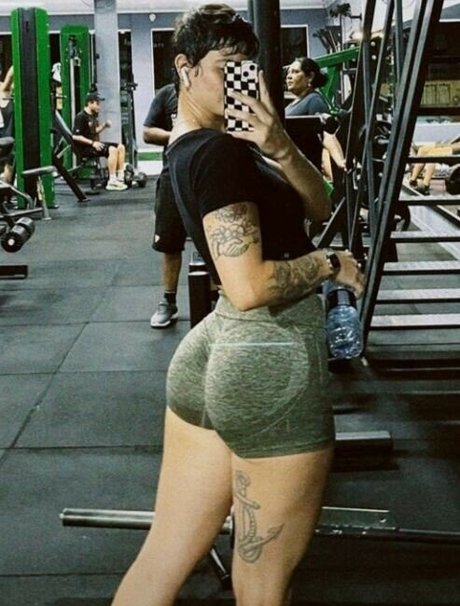 Marceli Cardozo model perfect picture