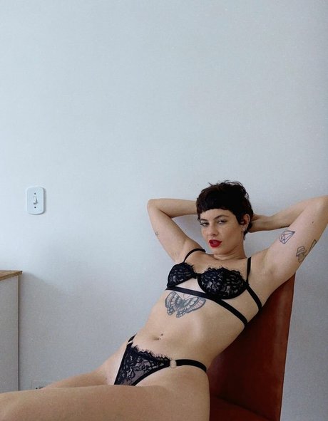 Marceli Cardozo porn actress galleries