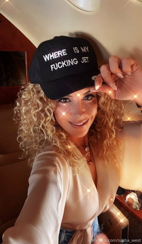 Sasha West porn model picture