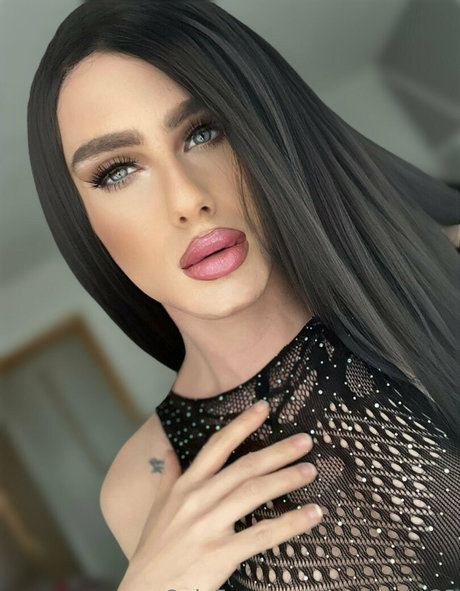 Paula Monroe thumbnail