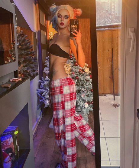 Andrasta model high quality img