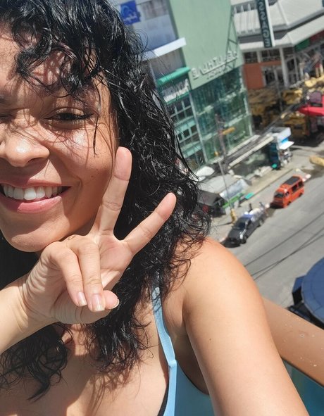 brunette onlyfans free naked pic