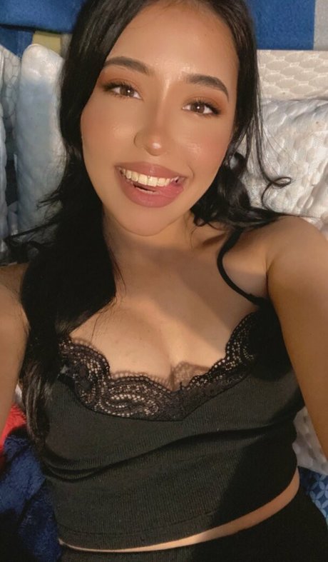 Agnes Inezz sex model image