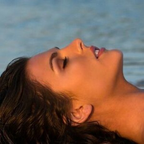 Jillian Beyor exclusive actress photos