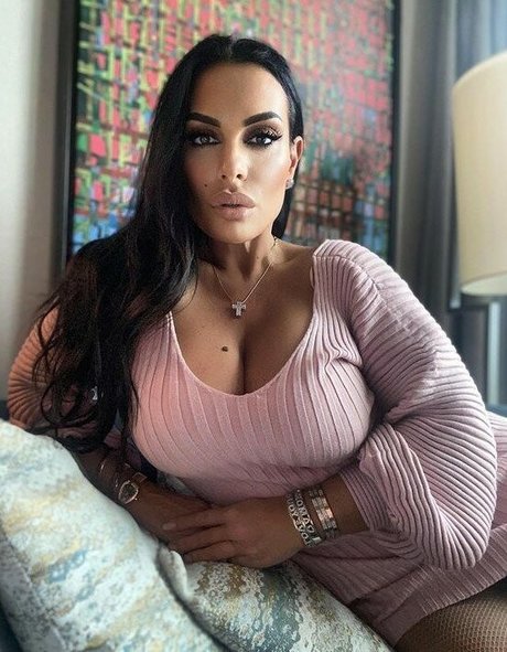 Silvia Iacucci top pornstar img