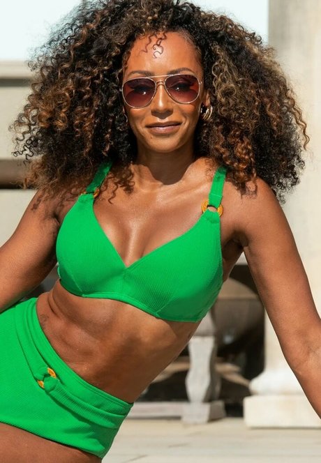 Melanie Brown pornstar adult galleries