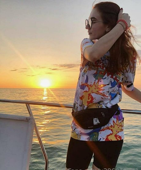 moniiikaaaa perfect actress image