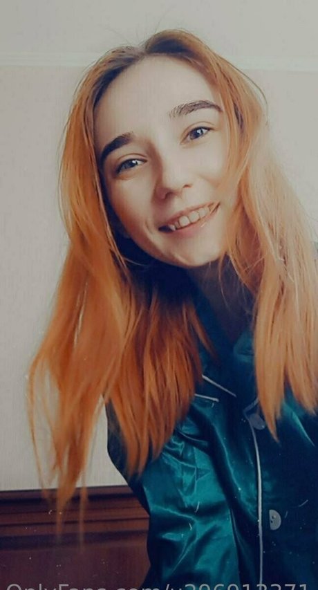 moniiikaaaa sexy star img