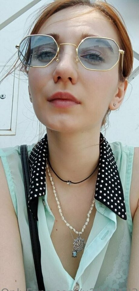 moniiikaaaa sexy pornstar photos