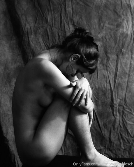 idontwannaklesch adult actress image