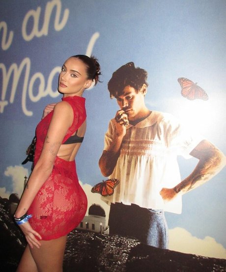 smile onlyfans art porn galleries