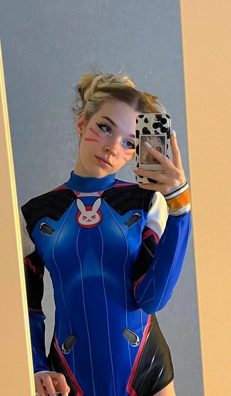 Shadsi erotic actress pics