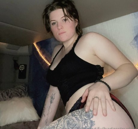 mechanic onlyfans beautiful nude picture