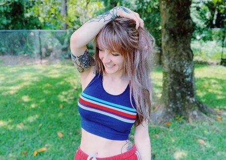 Nicholena star adult image