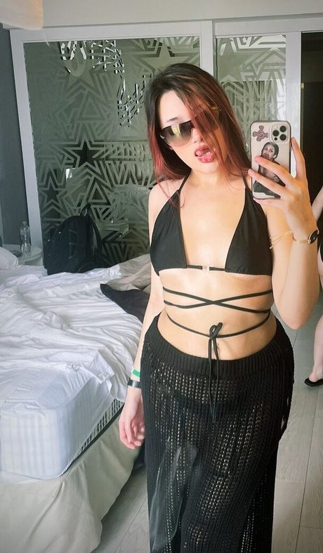 Chxrrychick star sexy img