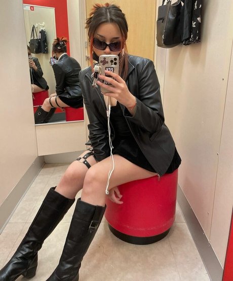 Chxrrychick pornstar sex photo