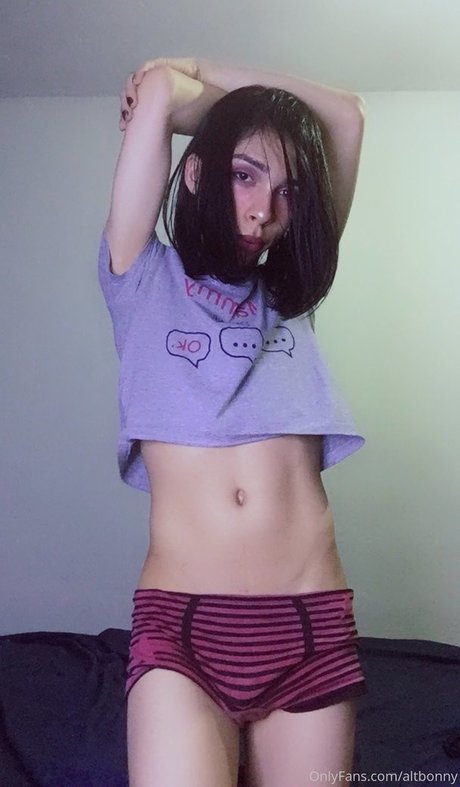 Altbonny model xxx photo