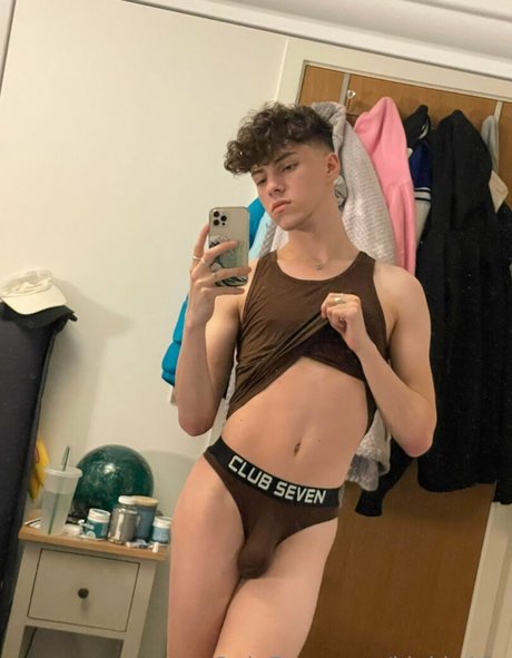 kiekie18x free pornstar pictures