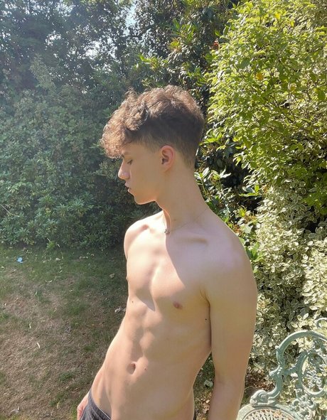 kiekie18x porn star pics