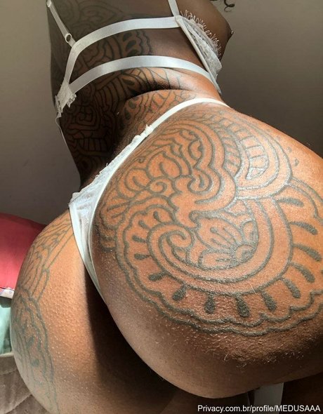 Medusa bad art actress pictures