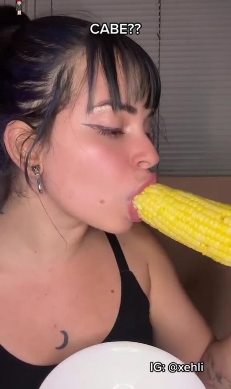 Xehli G hd actress pics