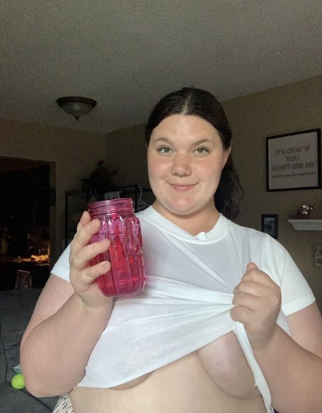 mackiexo hd actress images