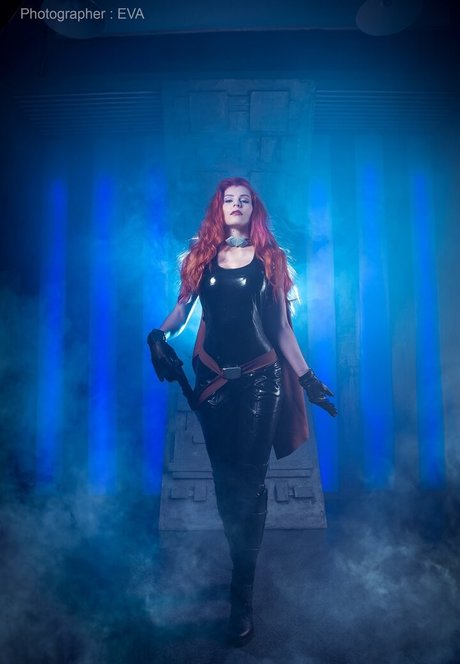 Anya Ichios nude model picture