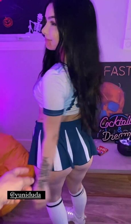 Eduarda Yuni star nudes images