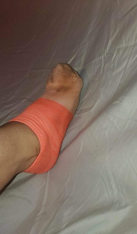 missfeetstink star image