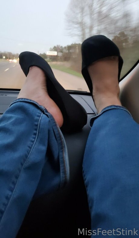 missfeetstink actress img