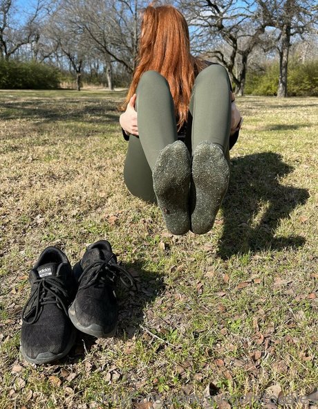 Gingerstoesies pretty model image