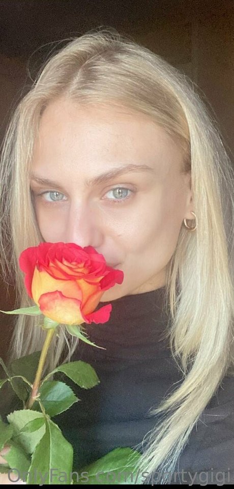 gigixgossiptalk model nude img