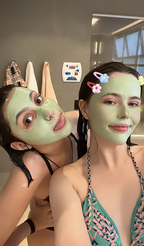 Melissa Nogas beautiful star galleries