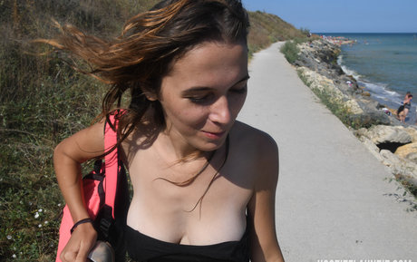 Ugotitflauntit model xxx gallery