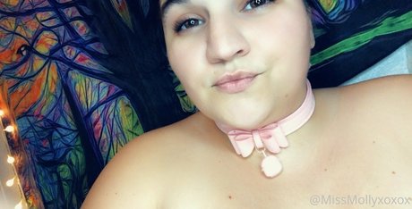 begformolly star nude image