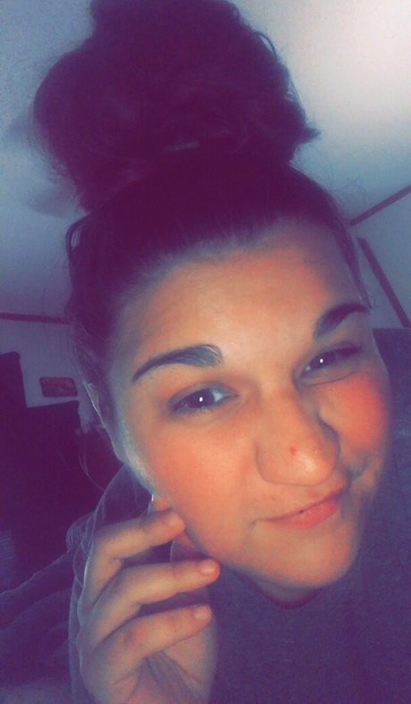 begformolly art model pics