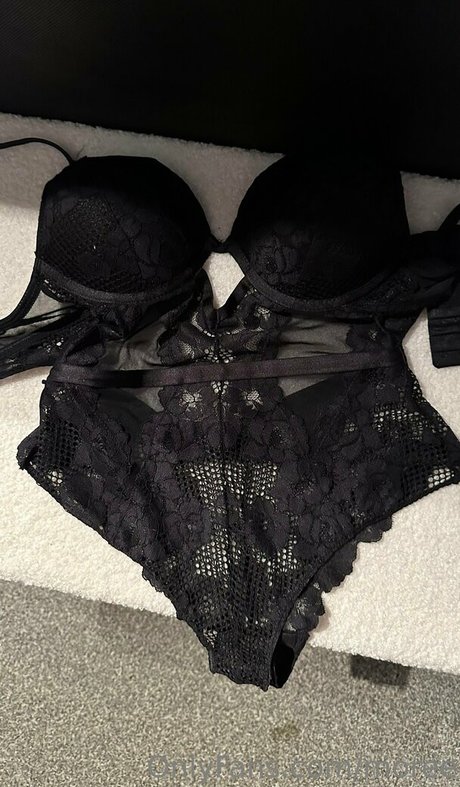 moree naked pornstar gallery